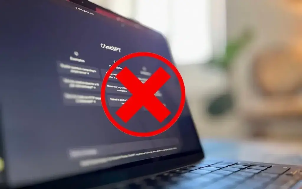 Le 4 juin 2024, le monde a été témoin d’un événement sans précédent : une panne mondiale de ChatGPT, le chatbot d’OpenAI. Cet incident a non seulement perturbé les routines quotidiennes de millions d’utilisateurs, mais a également soulevé des questions cruciales sur notre dépendance à l’intelligence artificielle et la robustesse de nos infrastructures numériques. Alors que le service a été rétabli, les répercussions de cette panne continuent de résonner, nous incitant à réfléchir sur notre préparation face aux imprévus du monde digital.