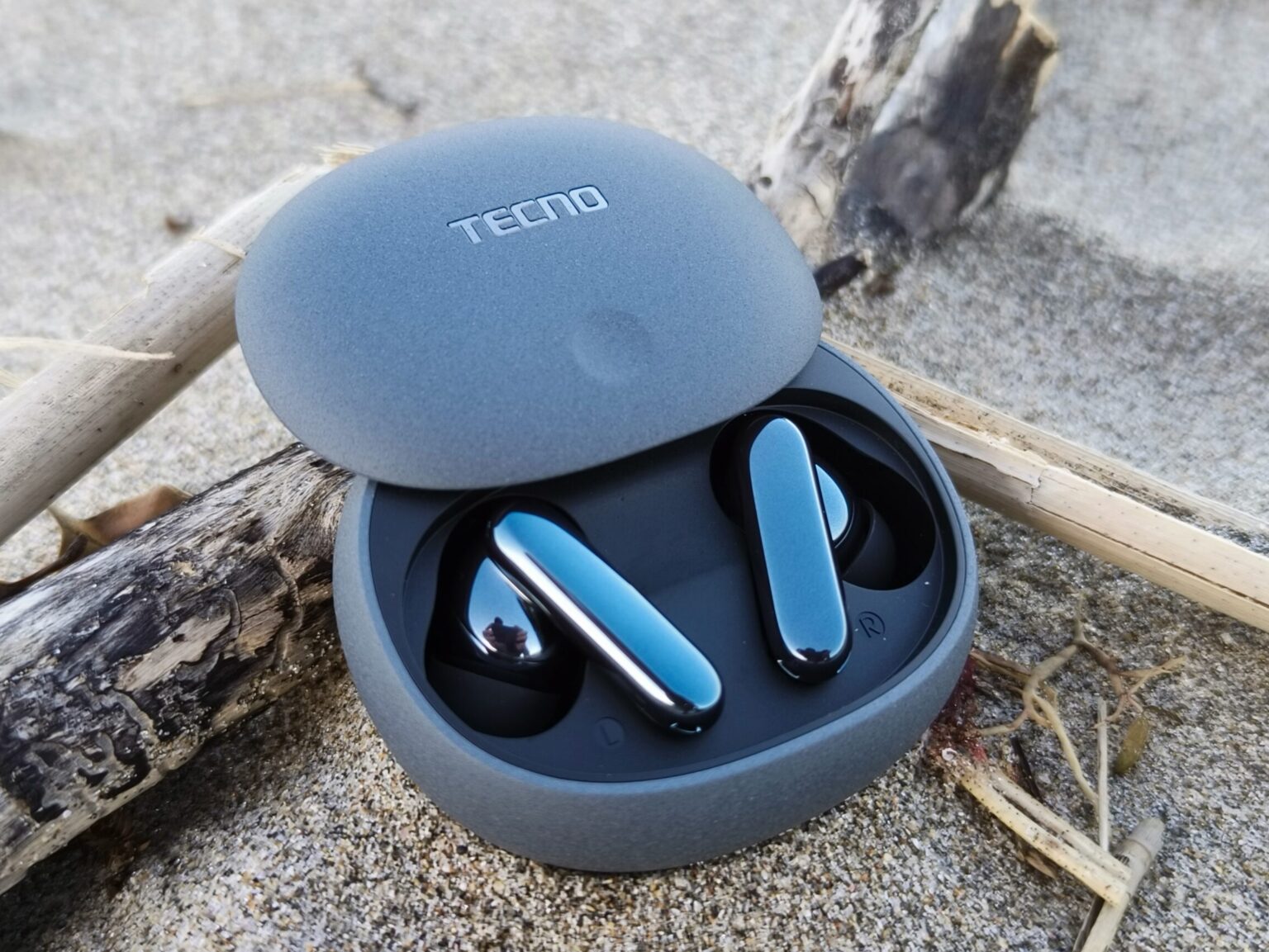 TECNO True 1 : L’élégance et la performance à portée de main