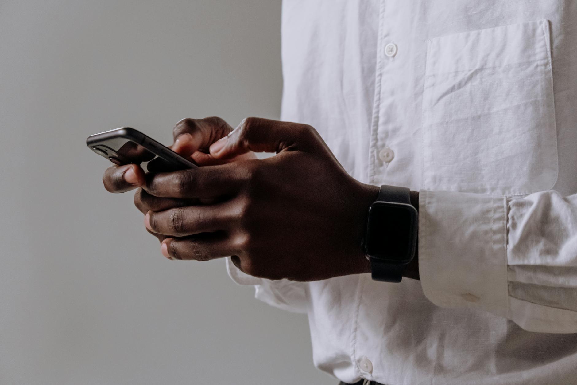 WhatsApp, Telegram etc. : Les Applications de Messagerie les Plus Populaires en Afrique et au Cameroun