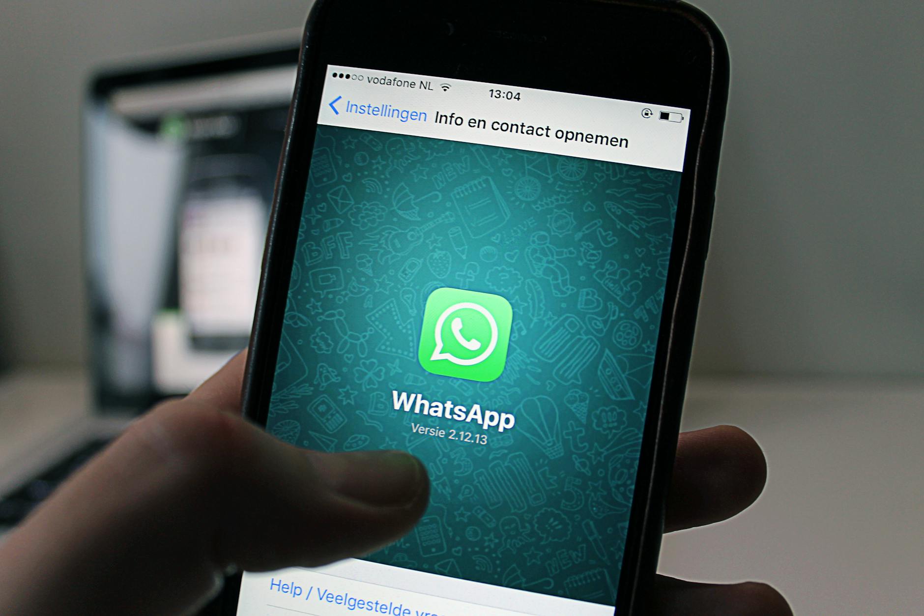 WhatsApp : cette fonctionnalité vous expose aux arnaques, désactivez-la vite ! 70 WhatsApp : cette fonctionnalité vous expose aux arnaques, désactivez-la vite !