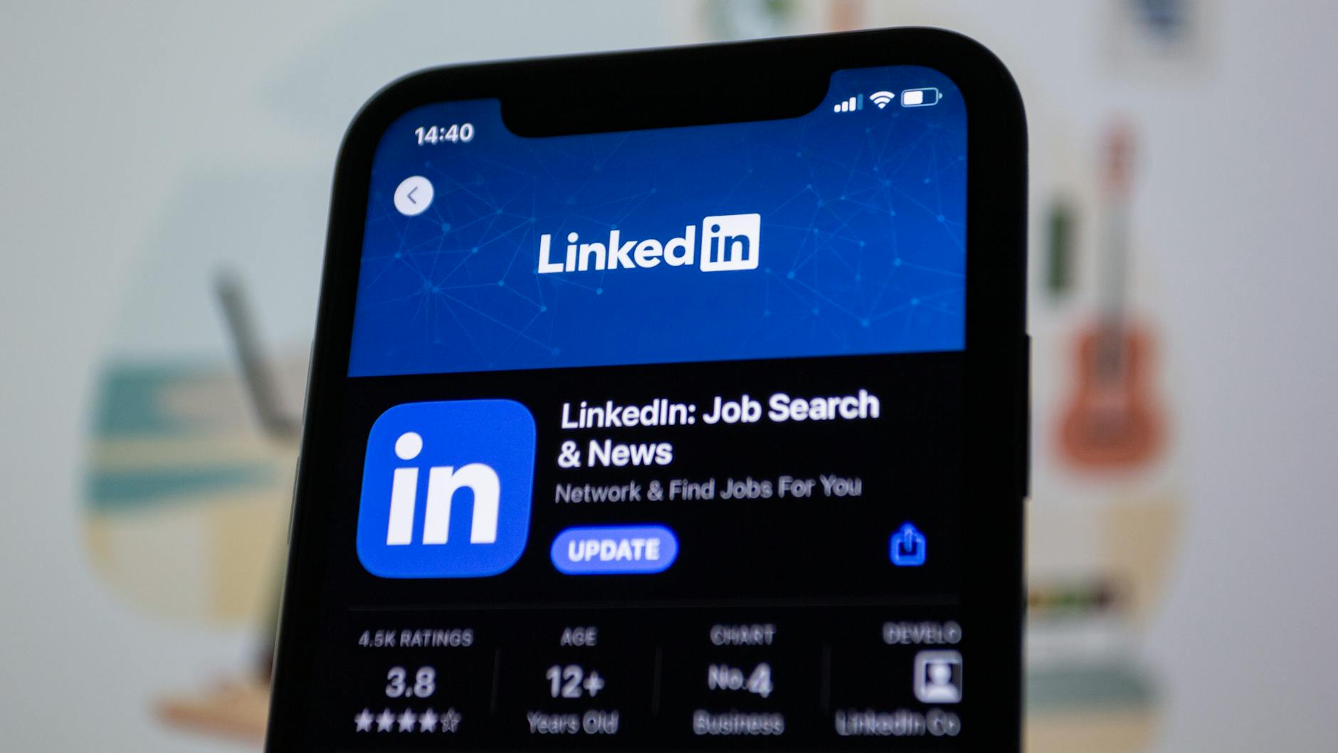LinkedIn : Le Réseau Pro Qui S’Affirme Enfin Comme un Vrai Réseau Social