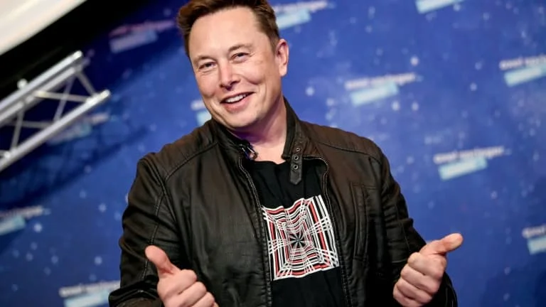 Starlink toujours interdit au Cameroun : la concurrence fait-elle peur à Orange et MTN ? 63 Le patron de Tesla et SpaceX Elon Musk a Berlin le 1er decembre 2020 pour la ceremonie du prix Axel Springer Award 988759