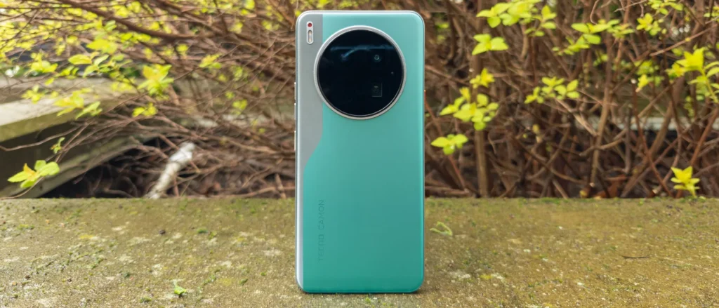 TECNO CAMON 40 Premier 5G : L’Expérience Smartphone Ultime est (Enfin) Disponible au Cameroun