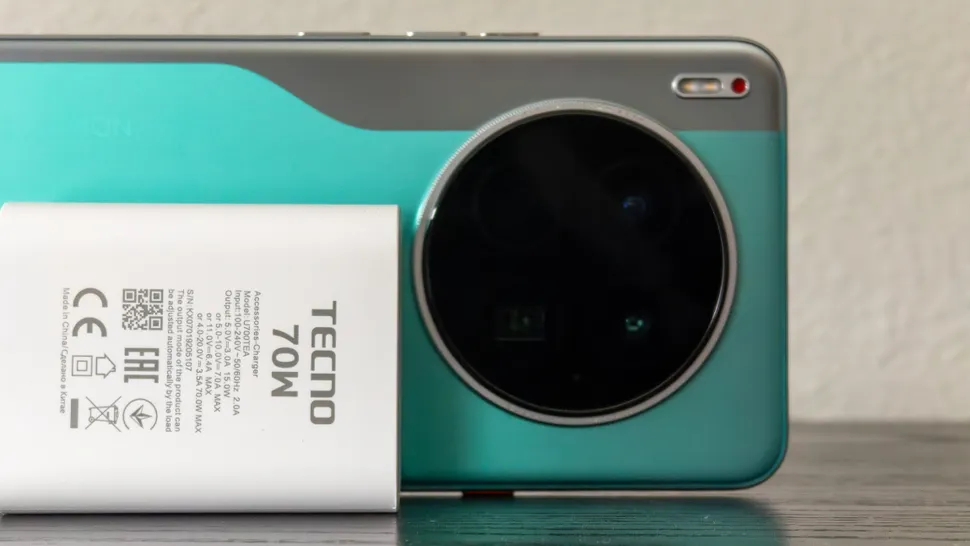 TECNO CAMON 40 Premier 5G : L’Expérience Smartphone Ultime est (Enfin) Disponible au Cameroun