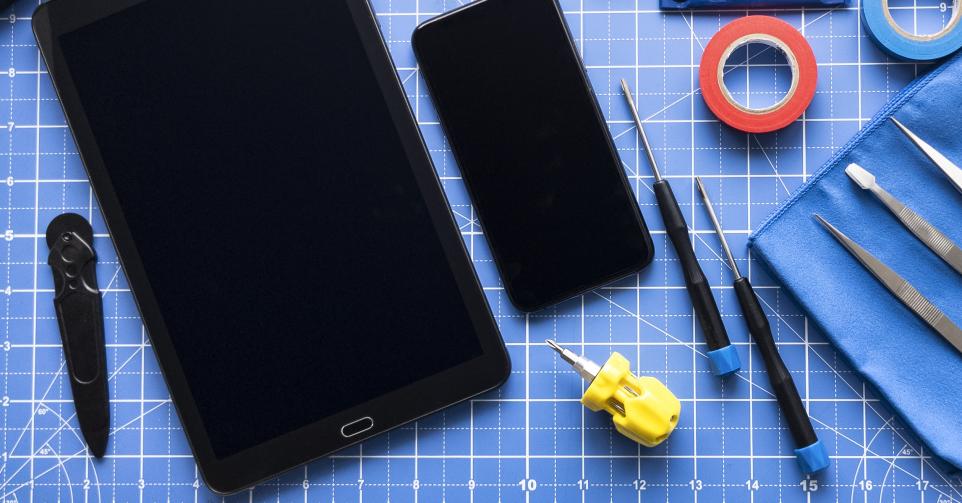 Apple ouvre l’auto-réparation aux iPads : Une avancée stratégique ou un faux-semblant d’accessibilité ?