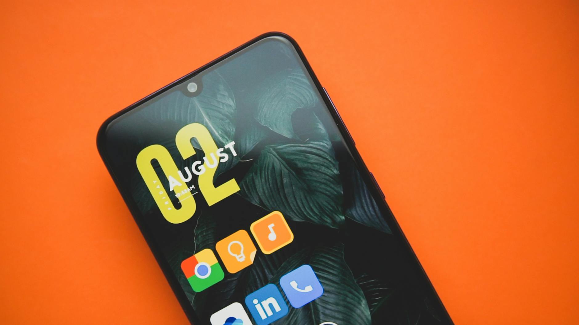 Android vs iPhone au Cameroun : cinq raisons objectives de privilégier le système de Google en 2025