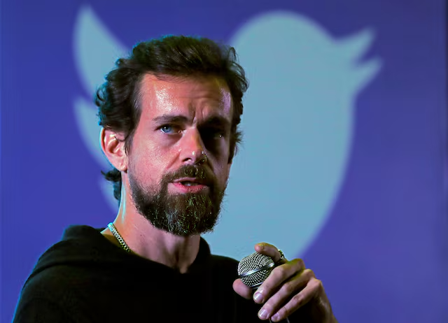 BitChat : la messagerie Bluetooth du co-fondateur de Twitter qui fonctionne sans Internet 62 Jack Dorsey, le co-fondateur de Twitter, s'adresse aux étudiants lors d'une réunion publique à l'Institut indien de technologie (IIT) à New Delhi, en Inde, le 12 novembre 2018.