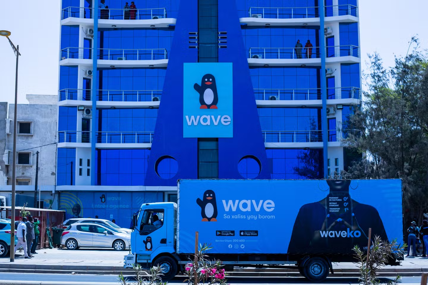 Wave déploie sa stratégie au Cameroun avec 77 milliards FCFA : vers une reconfiguration du mobile money en Afrique centrale