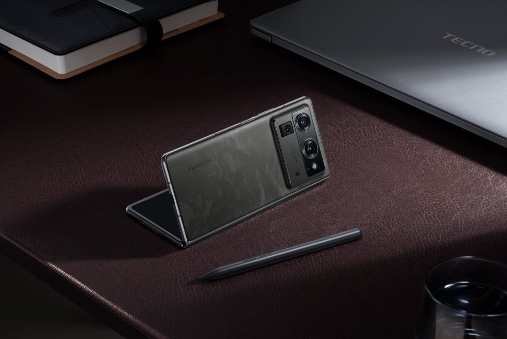Smartphones Tecno : Le top 5 des meilleurs modèles à acheter en 2025 au Cameroun 62 Phantom V Fold 2