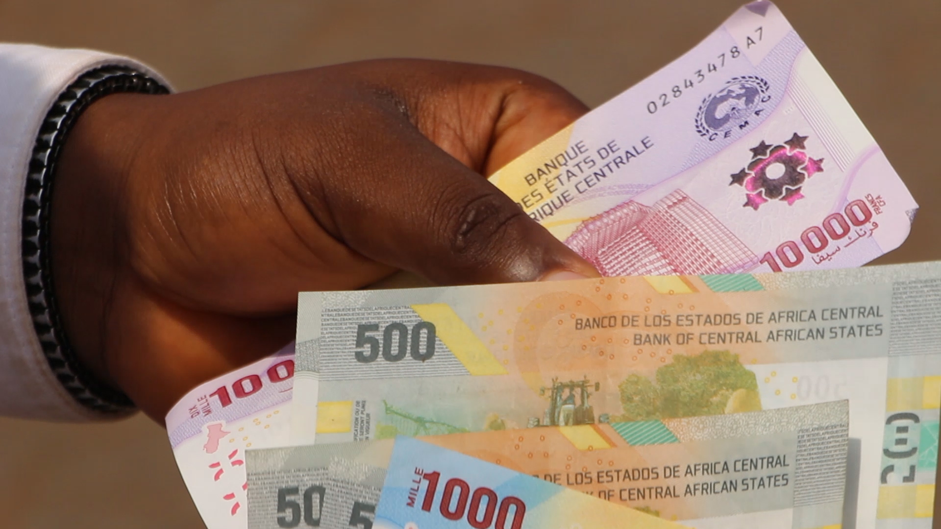 BEAC NG2020 : une appli pédagogique, mais encore loin d’être un rempart contre la fausse monnaie