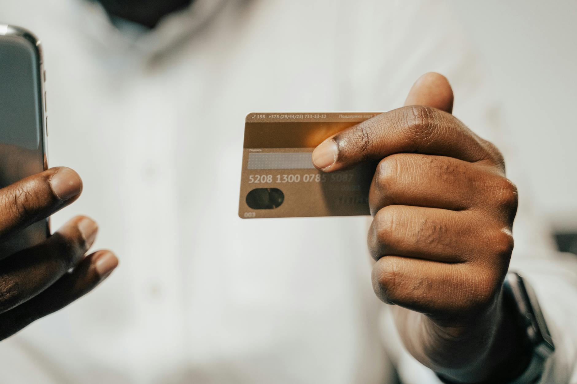 Paiement en ligne au Cameroun 2026 : comment éviter les frais cachés et sécuriser vos ventes