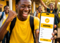 Résultats OBC en ligne : après la disparition d'Ayoba, MTN Cameroun lance le portail ONE 73 Un jeune Camerounais célèbre son admission après avoir consulté les résultats des examens officiels sur le portail ONE de MTN Cameroun depuis son smartphone.